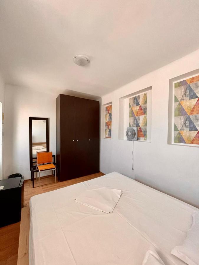 Hostel Cazino Nord Rooms Mamaia Exterior foto