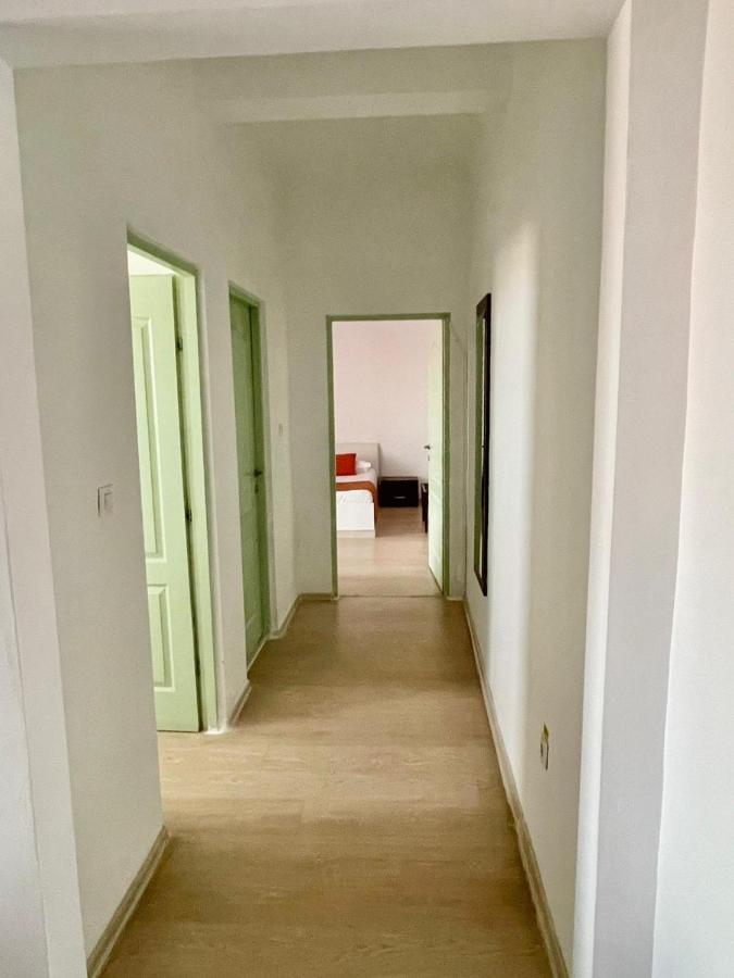 Hostel Cazino Nord Rooms Mamaia Exterior foto